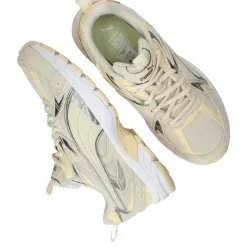 DAMES Puma Milenio Tech Suede Sneakers Beige Dames
